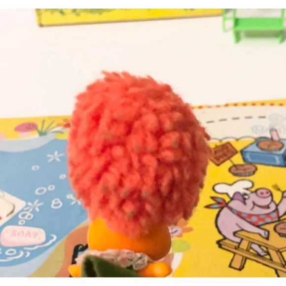 Vintage 1969 Mattel  Upsy Downsy Pudgy Fudgy Doll Playset with Board and Book - Picture 7 of 16